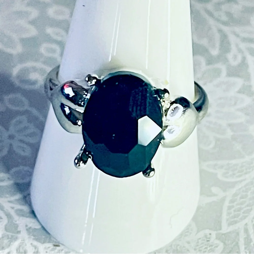 New Black Agate Polished Silver Handmade Oval Cut Heart Gemstone Ring